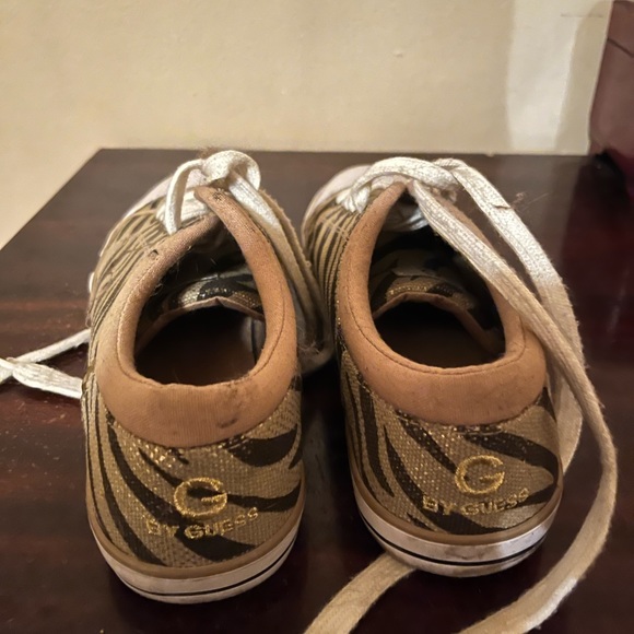 Guess leopard sneakers well-worn - Picture 3 of 5